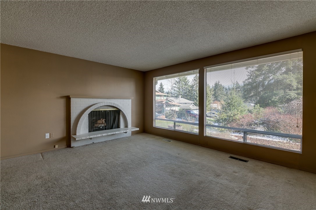 1226 206th Street Southeast Bothell, WA 98012 - Photo 5 of 25