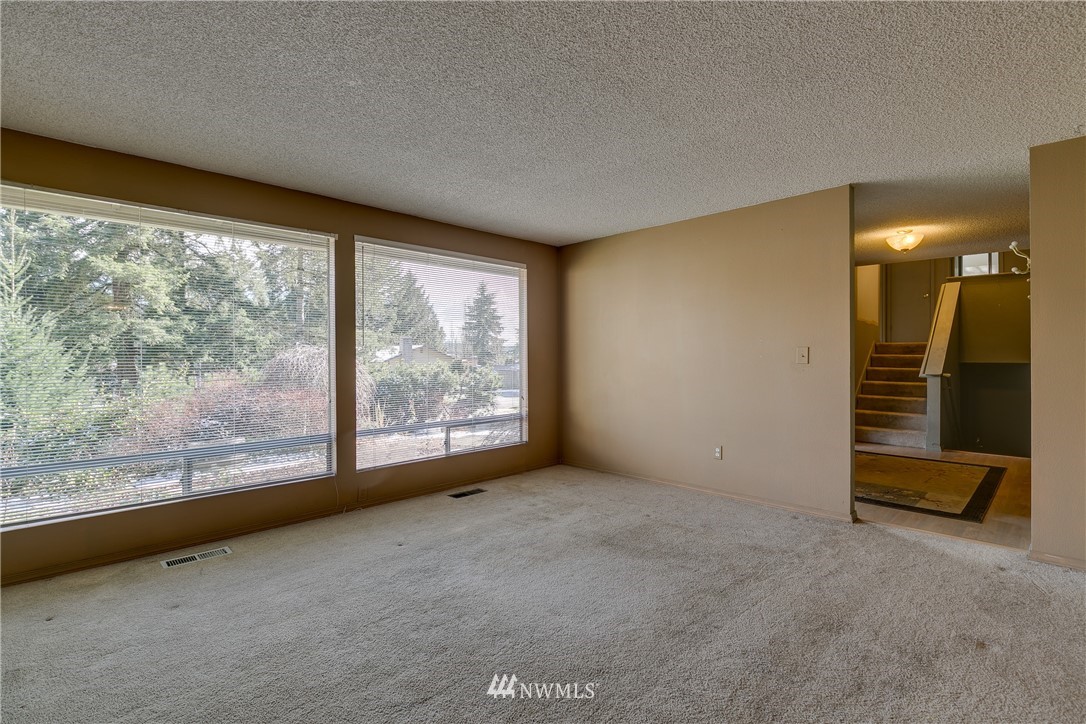 1226 206th Street Southeast Bothell, WA 98012 - Photo 7 of 25