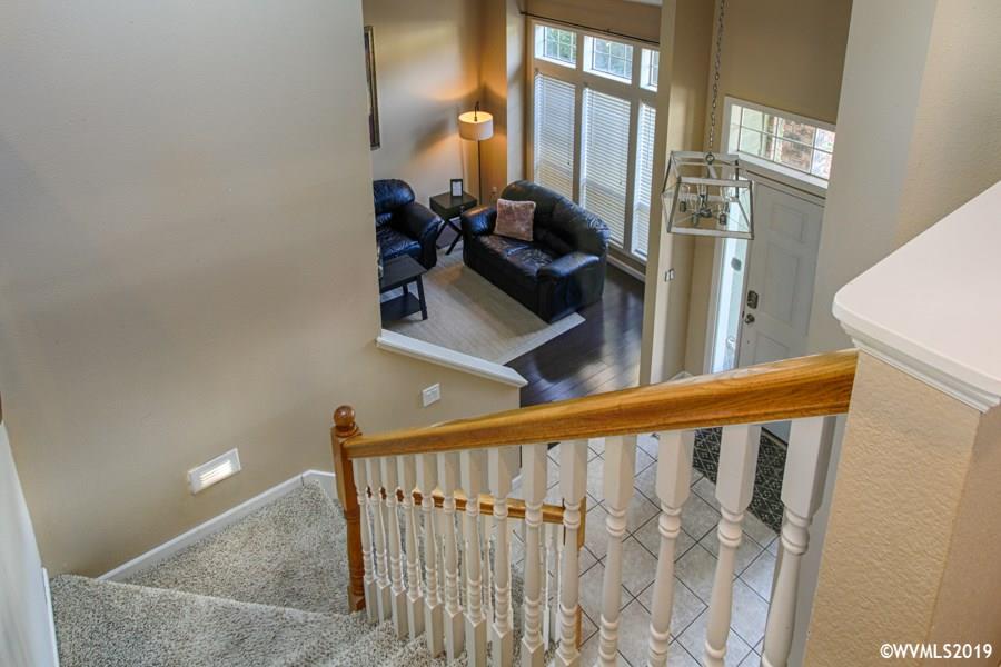 1230 Ridgepoint Street Northeast Keizer, OR 97303 - Photo 37 of 40 Gallery Image 37