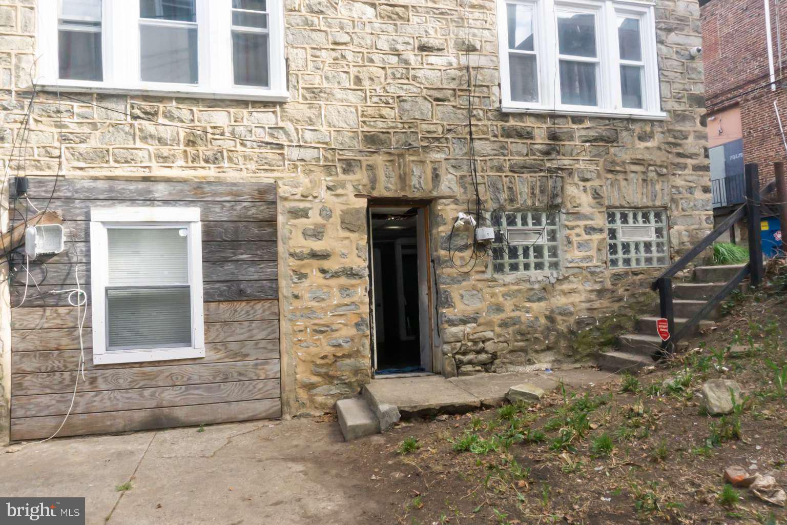 53 Richfield Road Upper Darby, PA 19082 - Photo 3 of 25