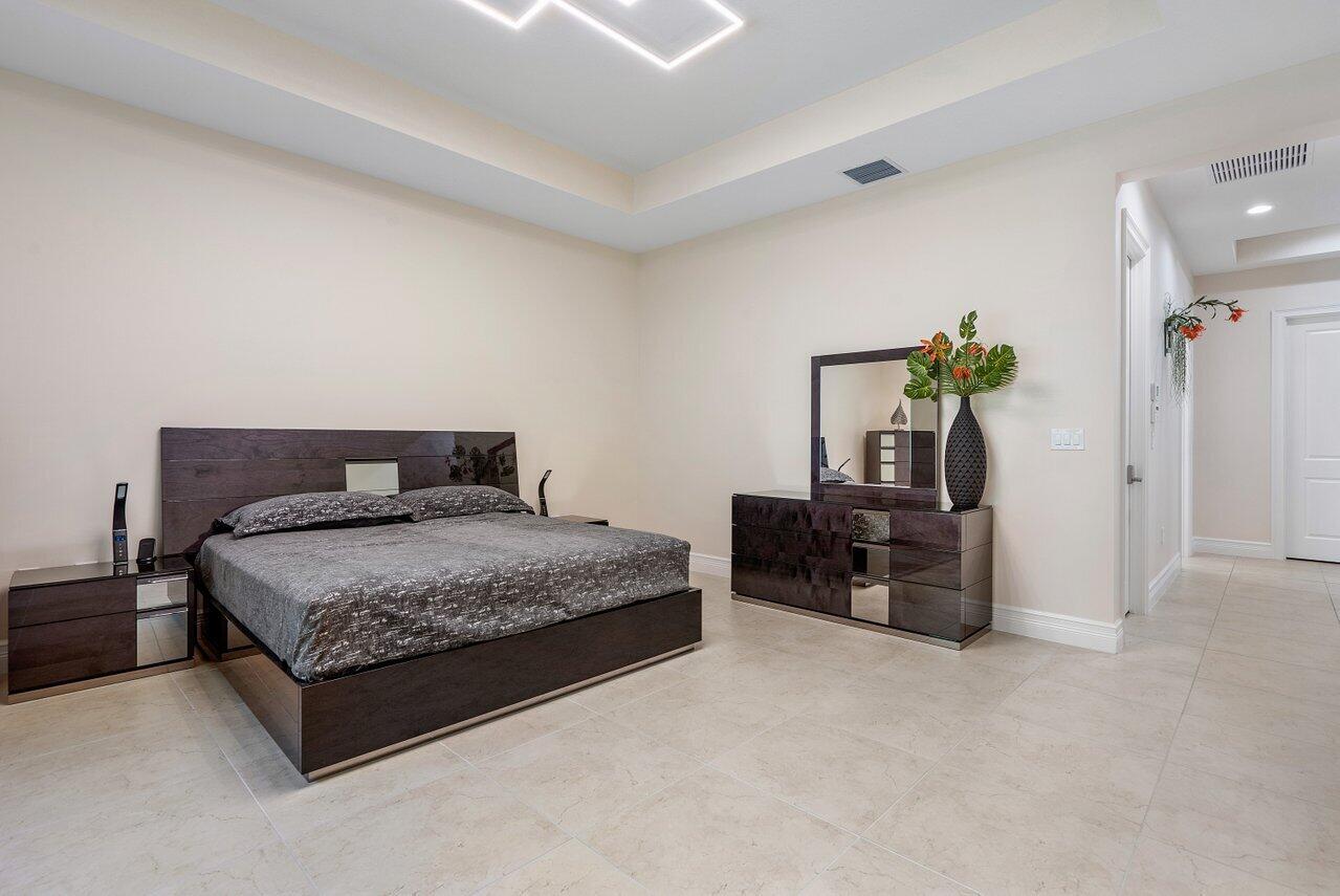 11800 Windy Frst Way Boca Raton, FL 33498 - Photo 19 of 56 Master 2