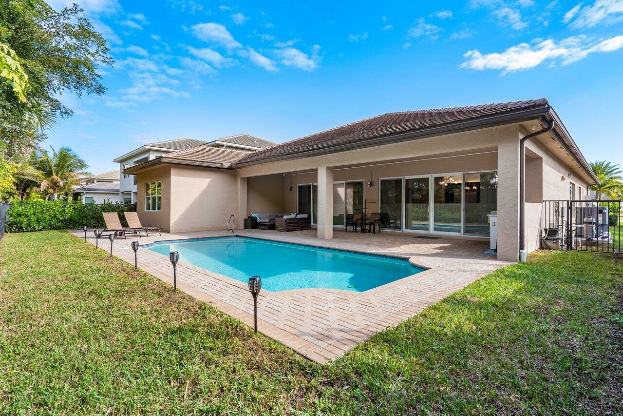 11800 Windy Frst Way Boca Raton, FL 33498 - Photo 37 of 56 Pool