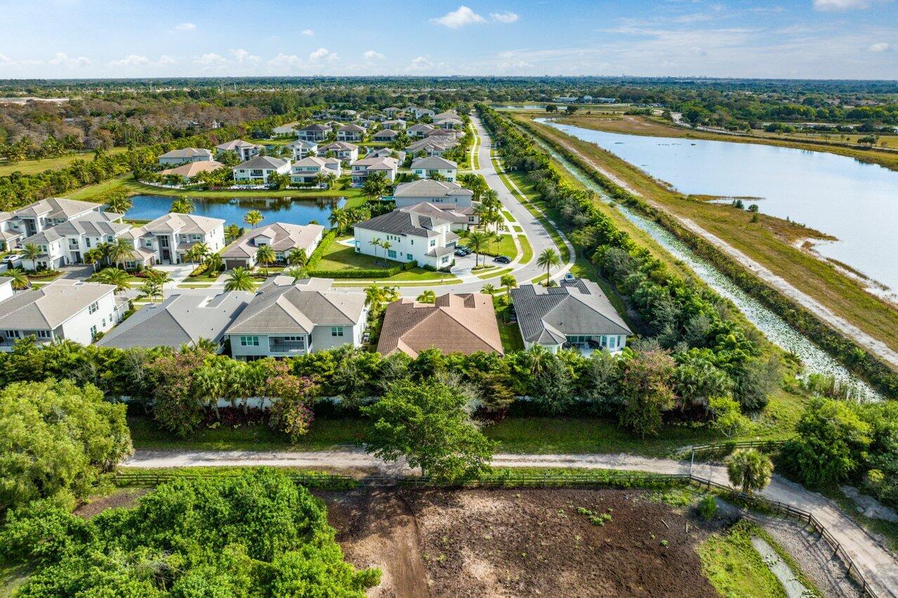 11800 Windy Frst Way Boca Raton, FL 33498 - Photo 46 of 56 View
