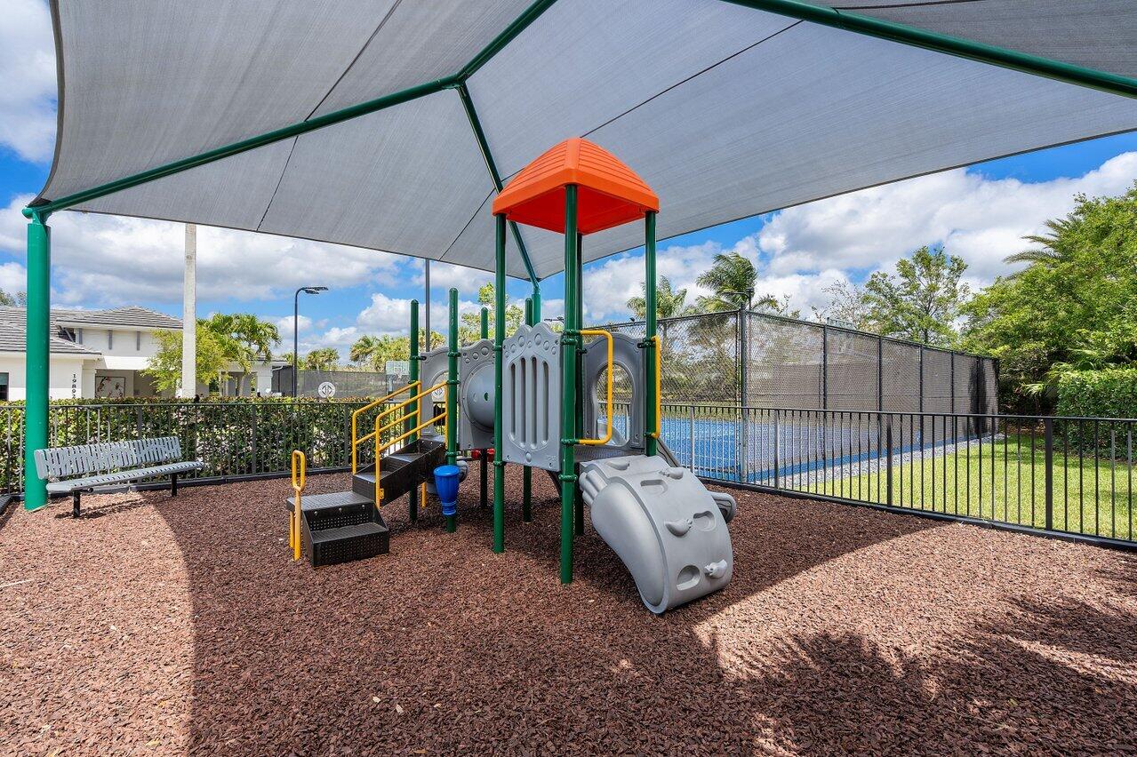 11800 Windy Frst Way Boca Raton, FL 33498 - Photo 51 of 56 Community