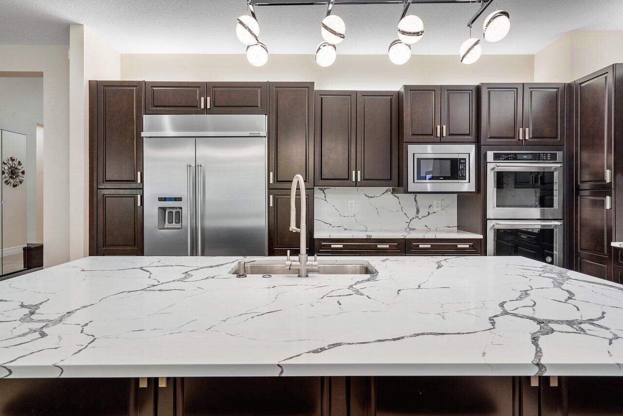 11800 Windy Frst Way Boca Raton, FL 33498 - Photo 10 of 56 Kitchen 3