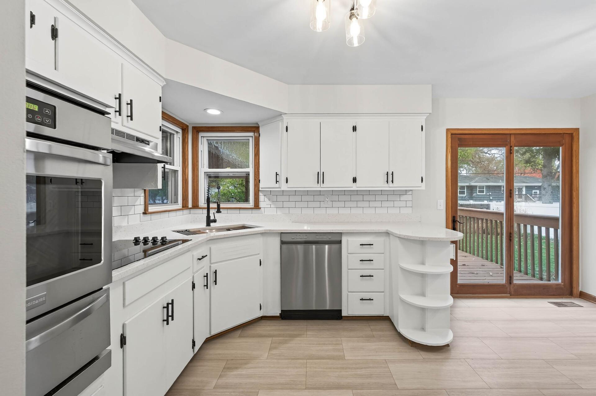 12724 Monterey Avenue South Savage, MN 55378 - Photo 9 of 32