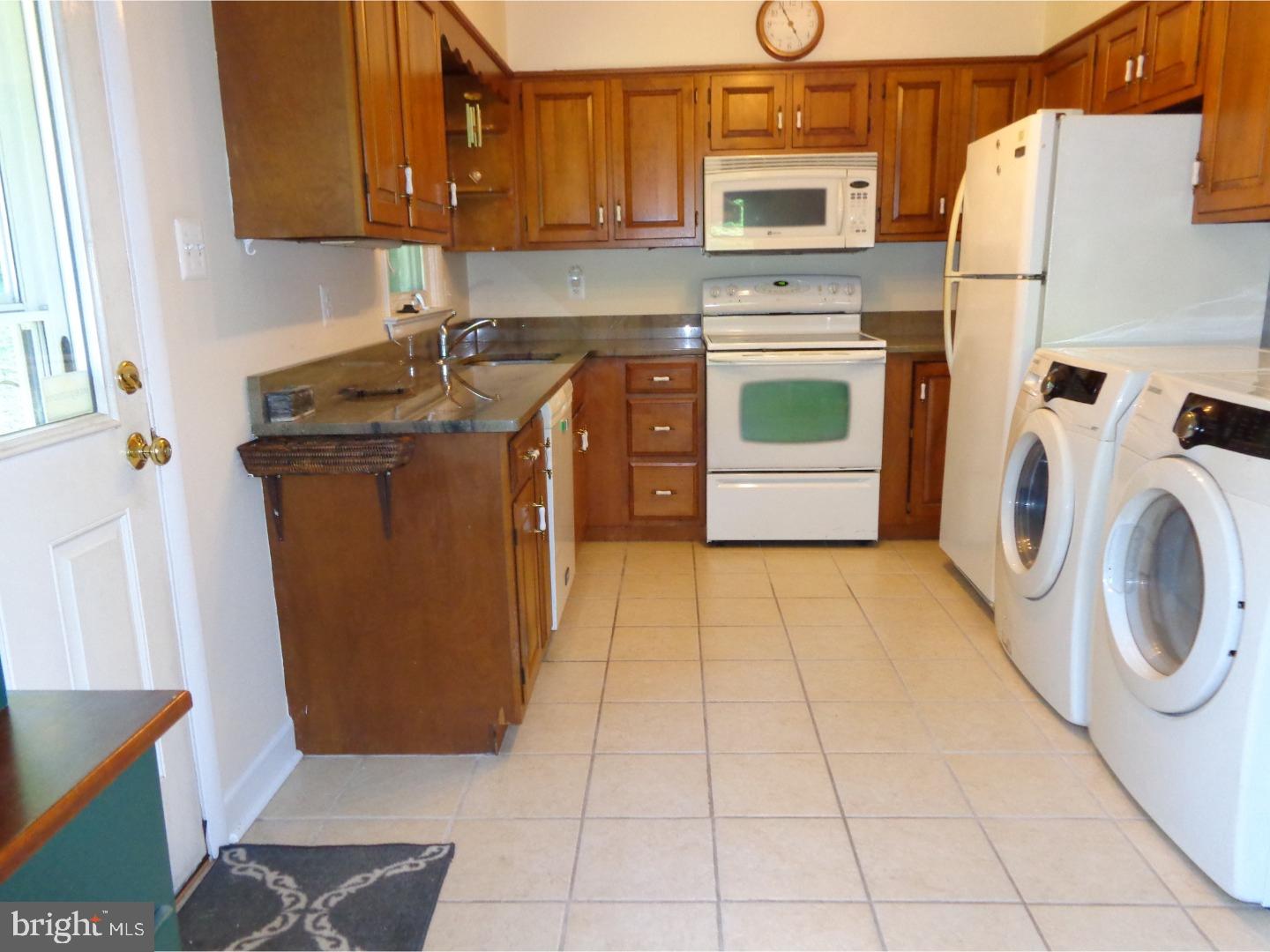 136 Neal Road Coatesville, PA 19320 - Photo 3 of 18 Gallery Image 3