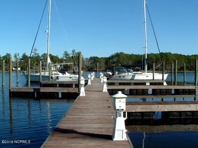 Up the Creek boatslip pic