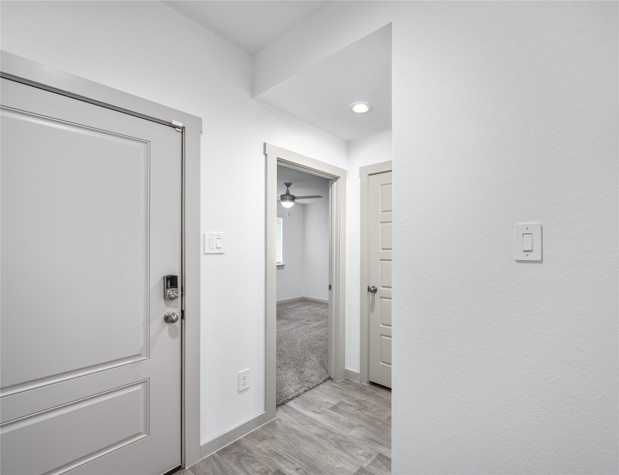 8035 House Bank Lane Rosharon, TX 77583 - Photo 5 of 28 Gallery Image 5