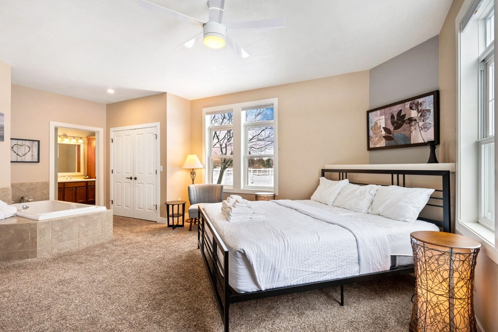 5282 Horseshoe Bay Road, Unit 1 Egg Harbor, WI 54209 - Photo 5 of 10