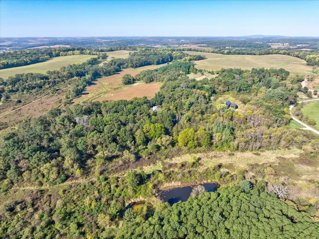 $799,900 | 7857 Schaller Road, Verona, WI 53593