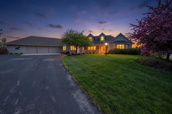 $949,900 | 5141 Pine Grove Road, Denmark, WI 54208