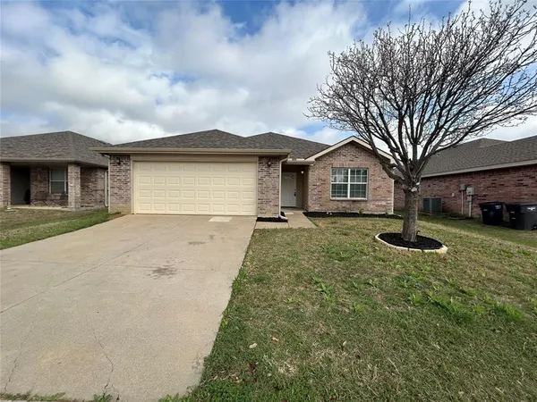 $1,995 | 2153 Benning Way, Fort Worth, TX 76177