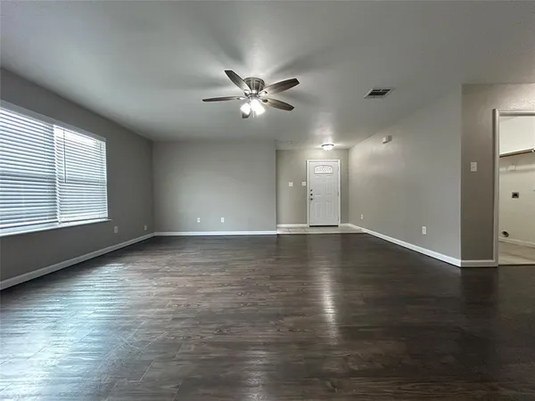 $1,895 | 2153 Benning Way, Fort Worth, TX 76177