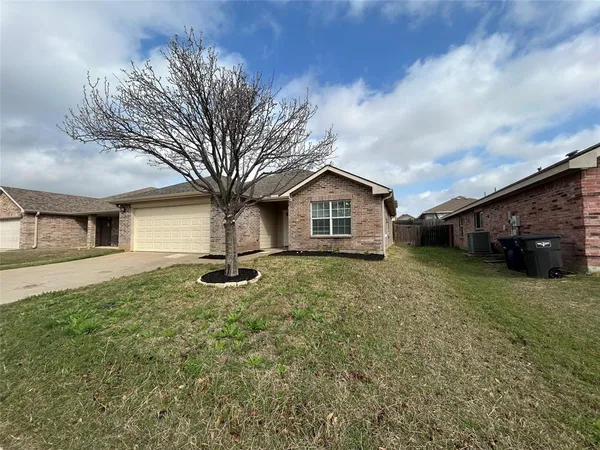 $1,895 | 2153 Benning Way, Fort Worth, TX 76177