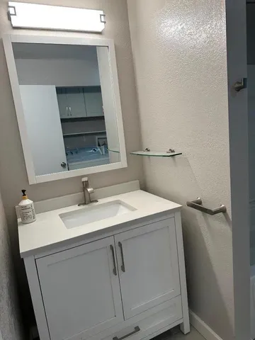 $595,000 | 808 Red Leaf Court, San Francisco, CA 94134