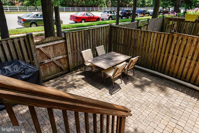 $587,000 | 2703 Shawn Leigh Drive, Vienna, VA 22181