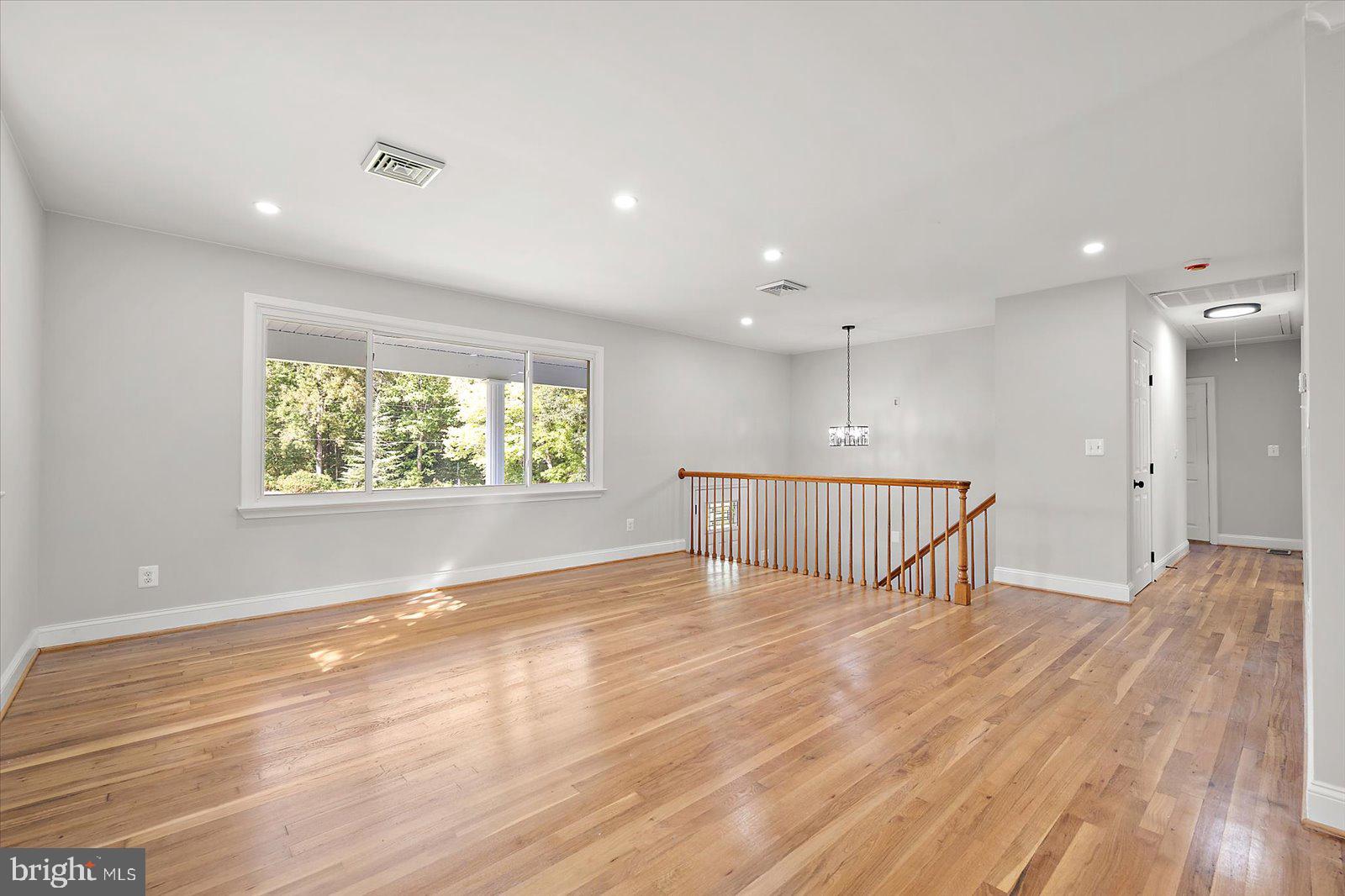 31655 Morris Leonard Road Parsonsburg, MD 21849 - Photo 18 of 90 Large Open Living Room