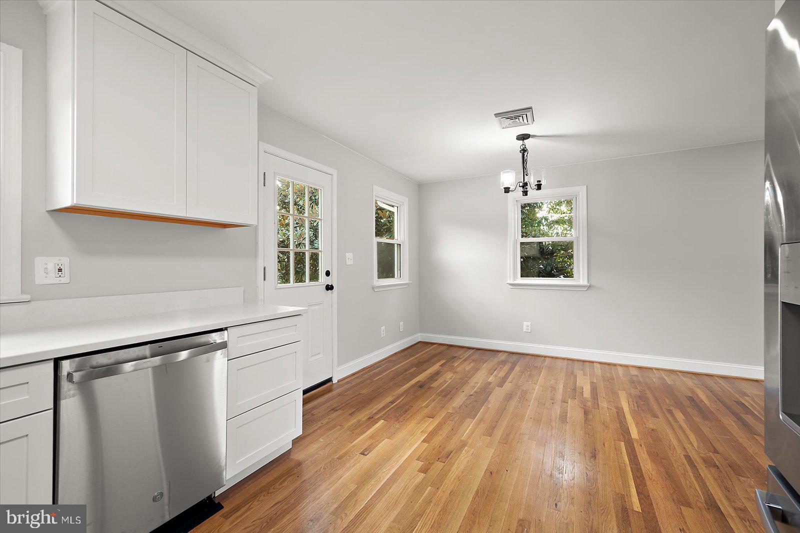 31655 Morris Leonard Road Parsonsburg, MD 21849 - Photo 29 of 90 New Kitchen Cabinets and Stainless GE Appliances