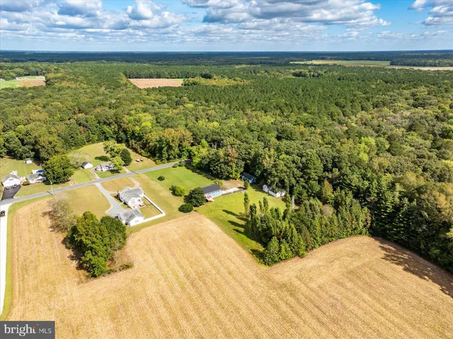 $560,000 | 31655 Morris Leonard Road, Parsonsburg, MD 21849