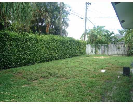 915 Southwest 3rd Street Boca Raton, FL 33486 - Photo 3 of 16 Additional Photo