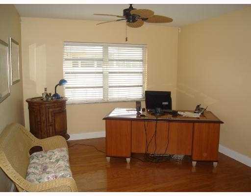 915 Southwest 3rd Street Boca Raton, FL 33486 - Photo 10 of 16 Additional Photo