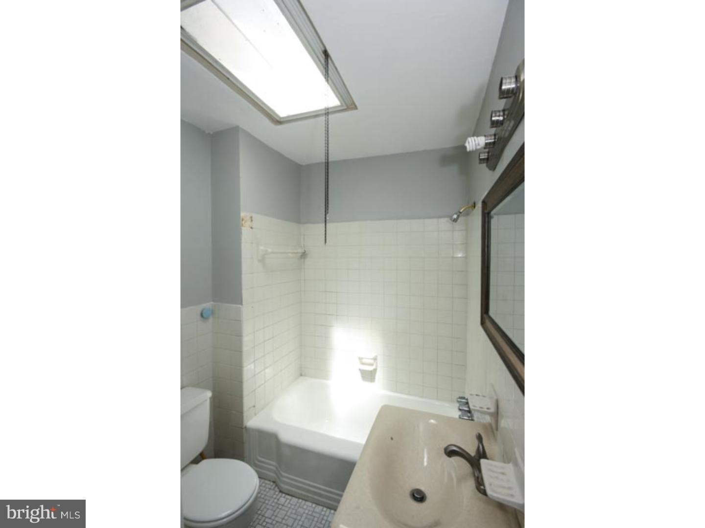 4652 Fernhill Road Philadelphia, PA 19144 - Photo 16 of 24 Bathroom