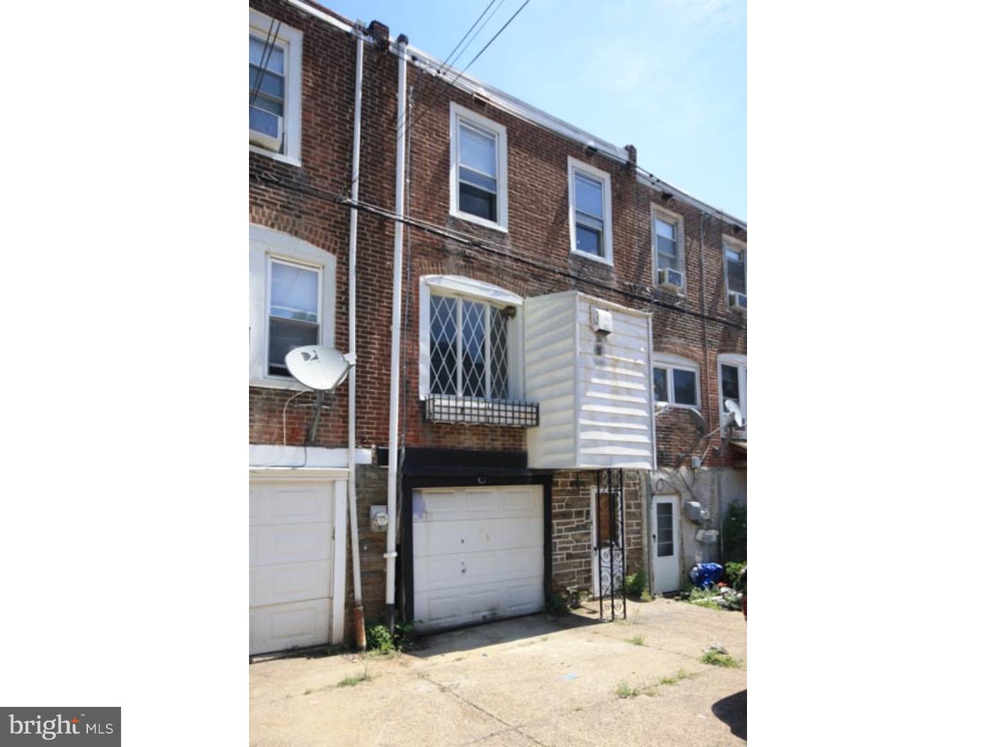 4652 Fernhill Road Philadelphia, PA 19144 - Photo 22 of 24 Exterior Back