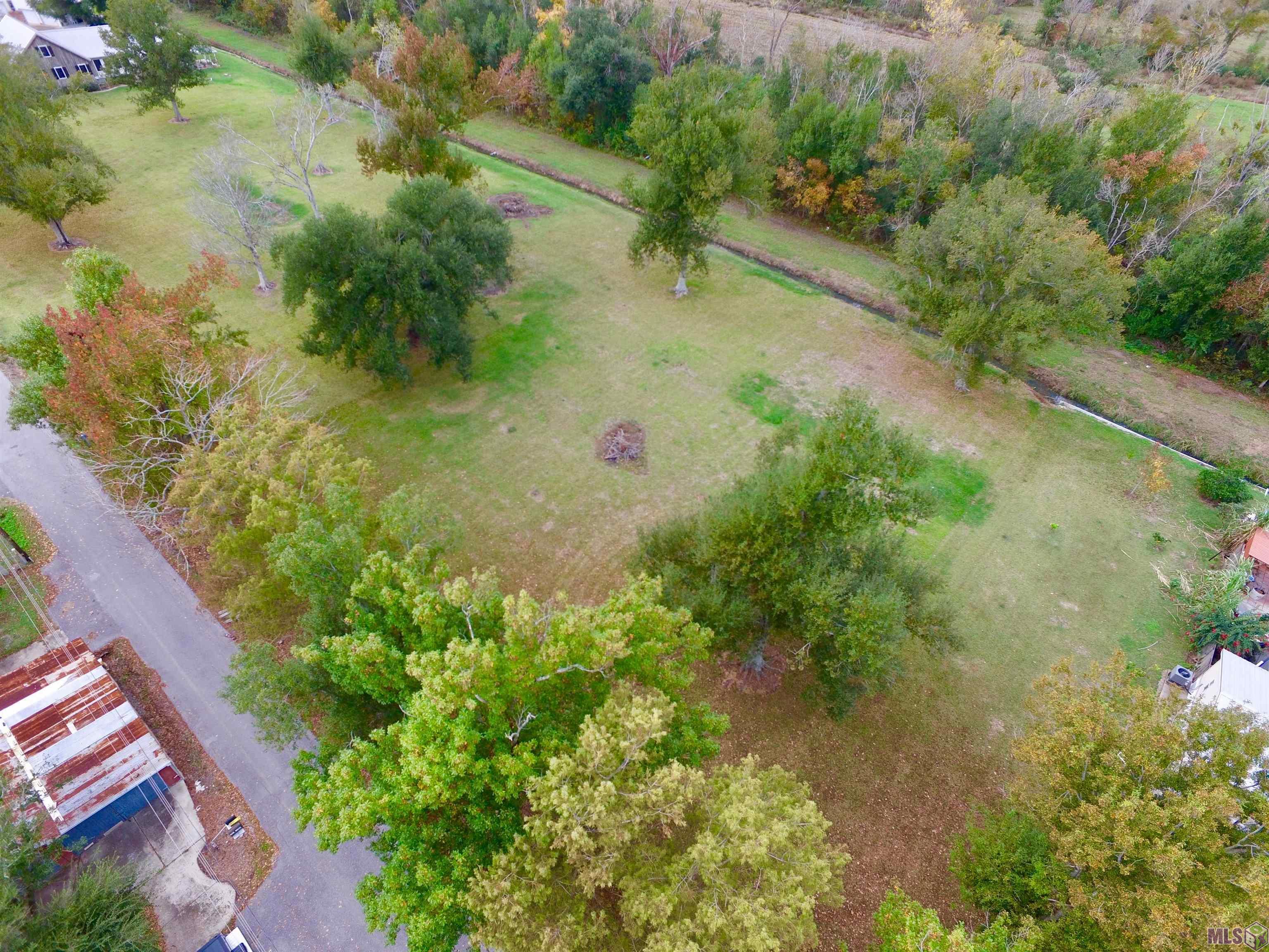 205 West 22nd Street Larose, LA 70373 - Photo 3 of 14