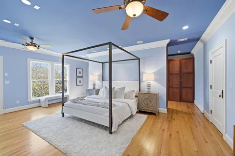 $1,995,000 | 607 East 15th Street, Houston, TX 77008