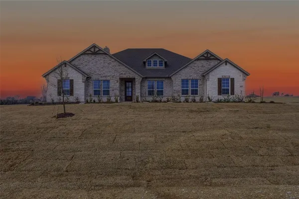 $639,900 | 810 Vly Rdg Road, Van Alstyne, TX 75495