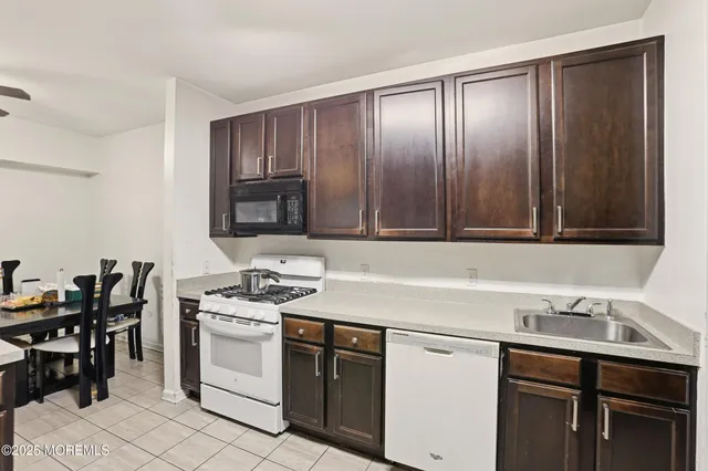 $699,000 | 73 Coles Way, Lakewood, NJ 08701