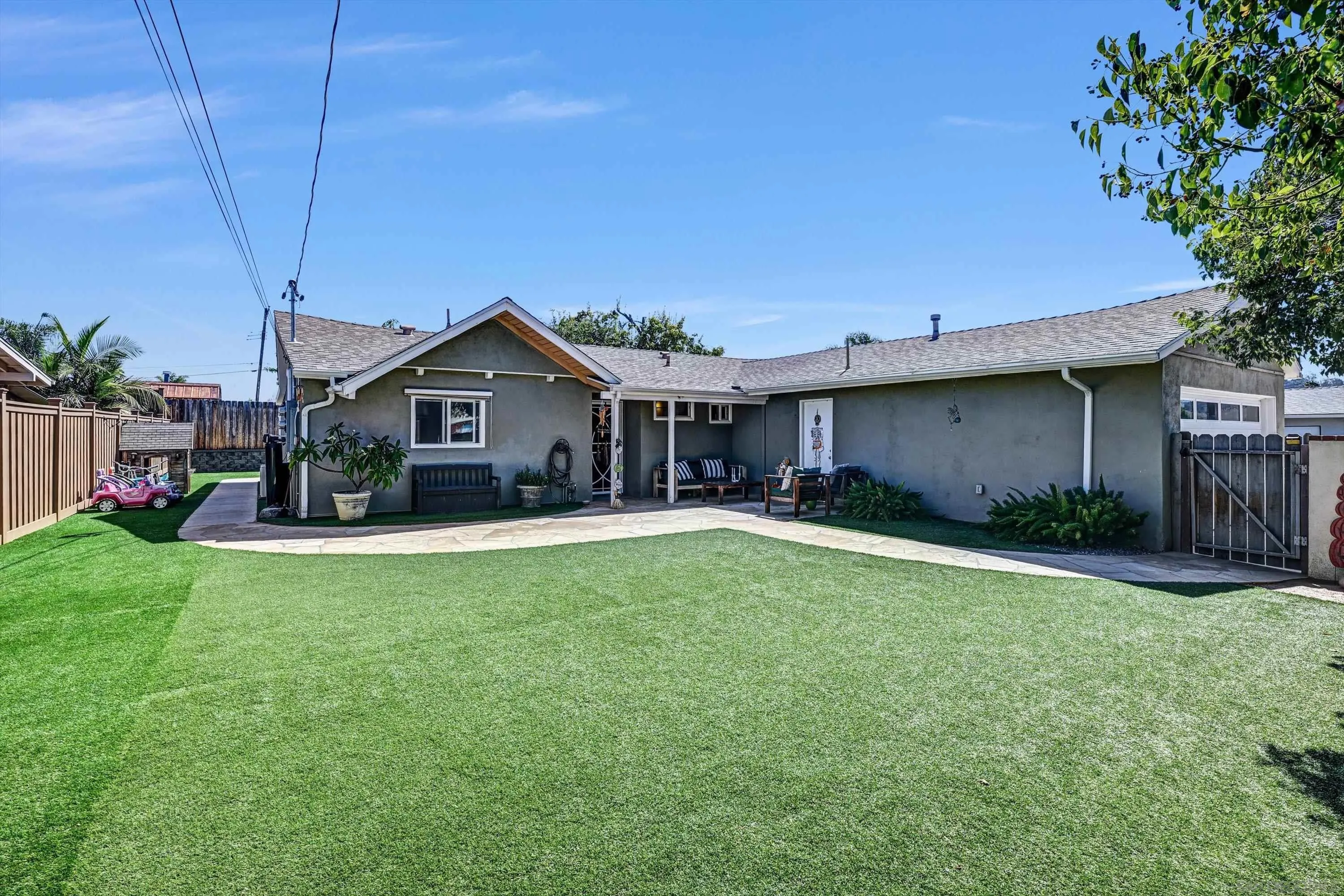 13145-47 Carriage Road Poway, CA 92064 - Photo 4 of 29 Gallery Image 4