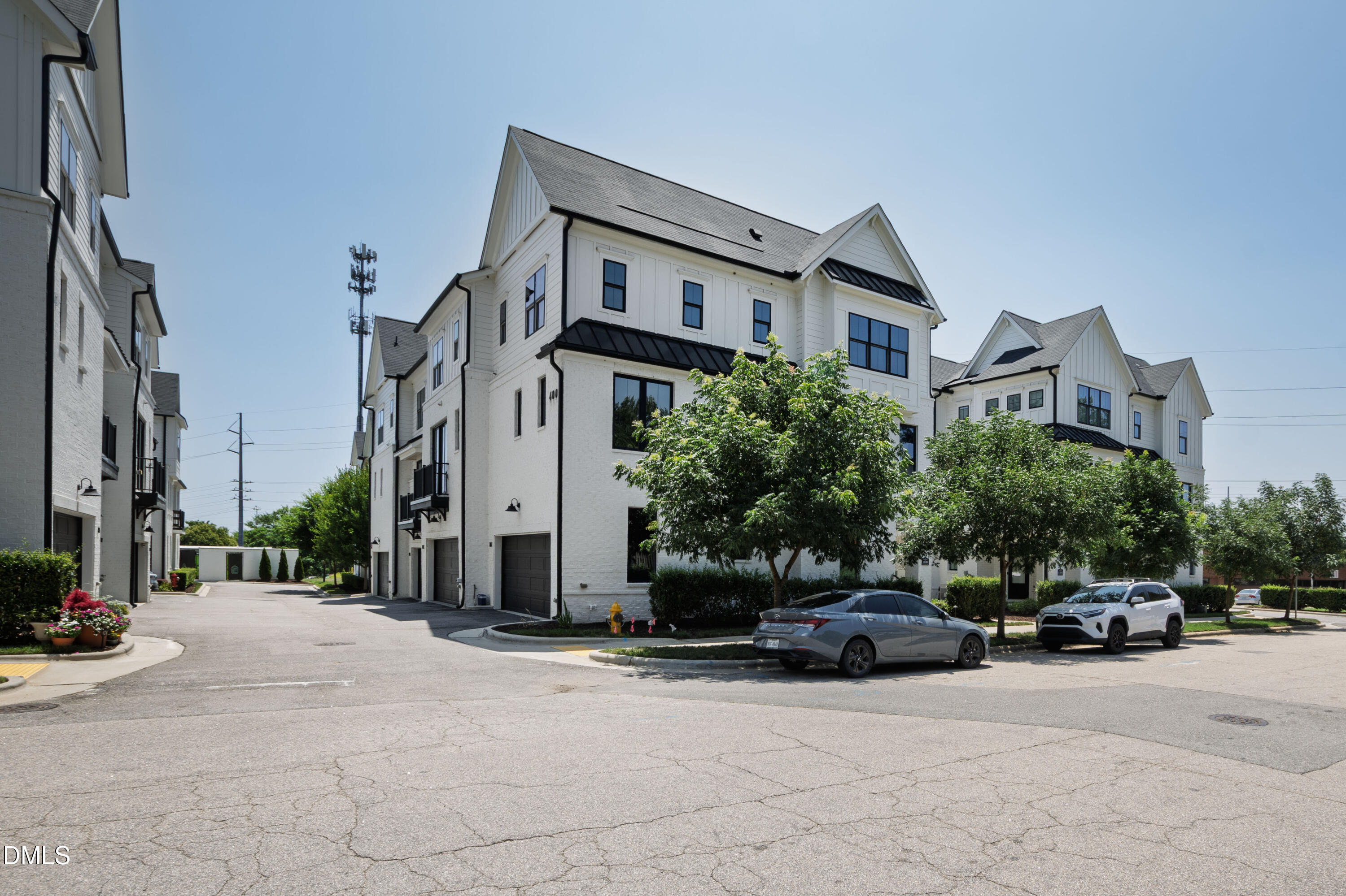 1501 Draper Vw Loop, Unit 102 Raleigh, NC 27608 - Photo 45 of 47 Draper (48)