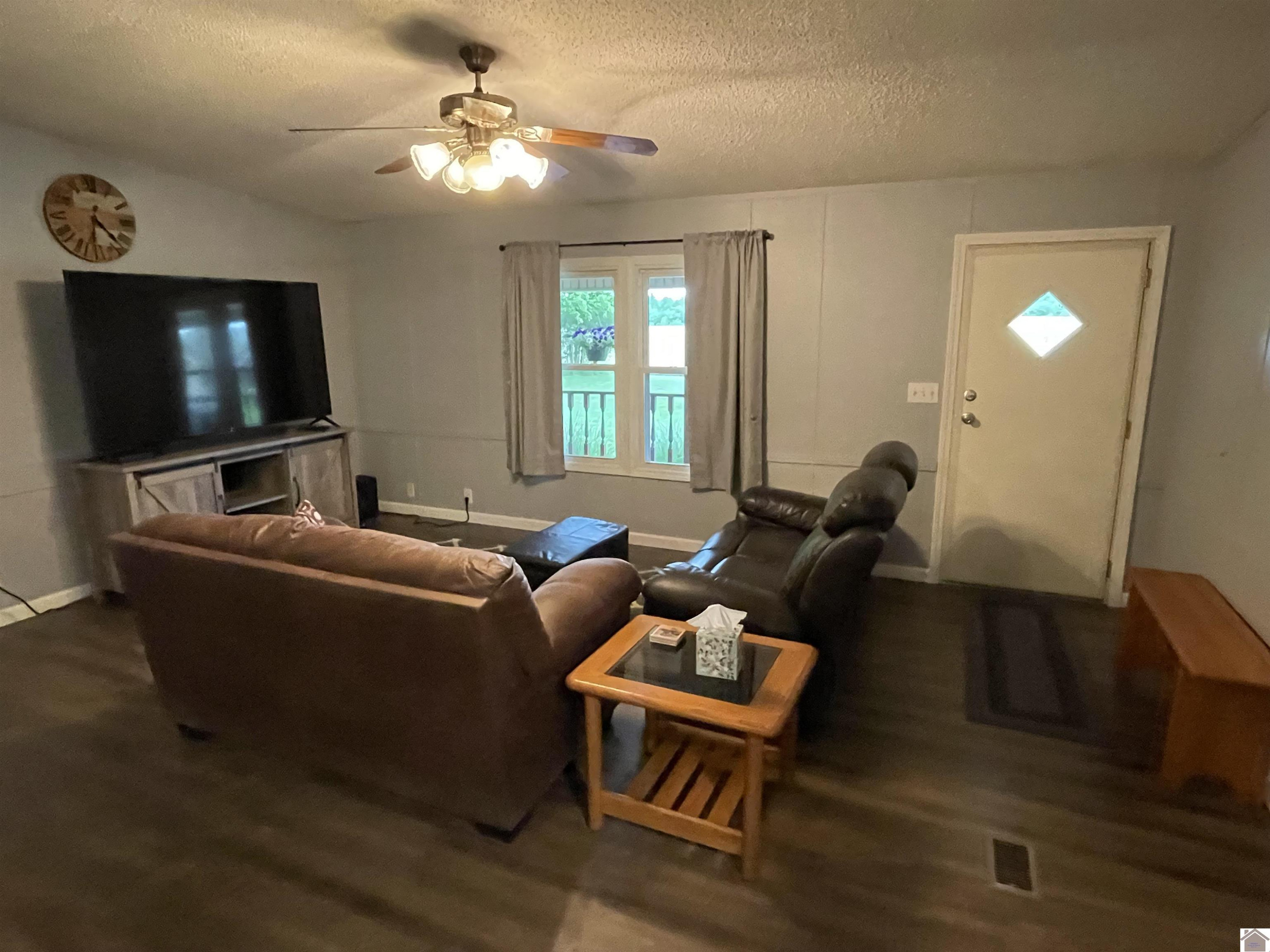 650 Lewistown Church Road Princeton, KY 42445 - Photo 8 of 47 Photo 8