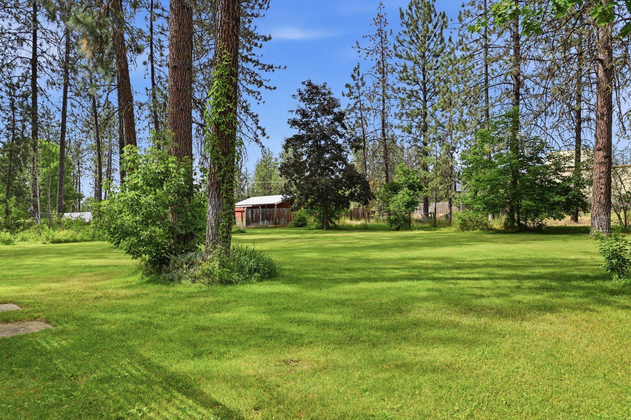 10852 West Sagewood Road Nine Mile Falls, WA 99026 - Photo 31 of 38