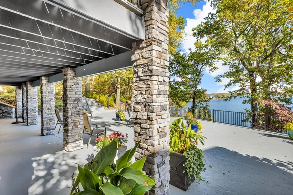 $1,174,900 | 2307 Tecumseh Drive, Brooklyn, MI 49230