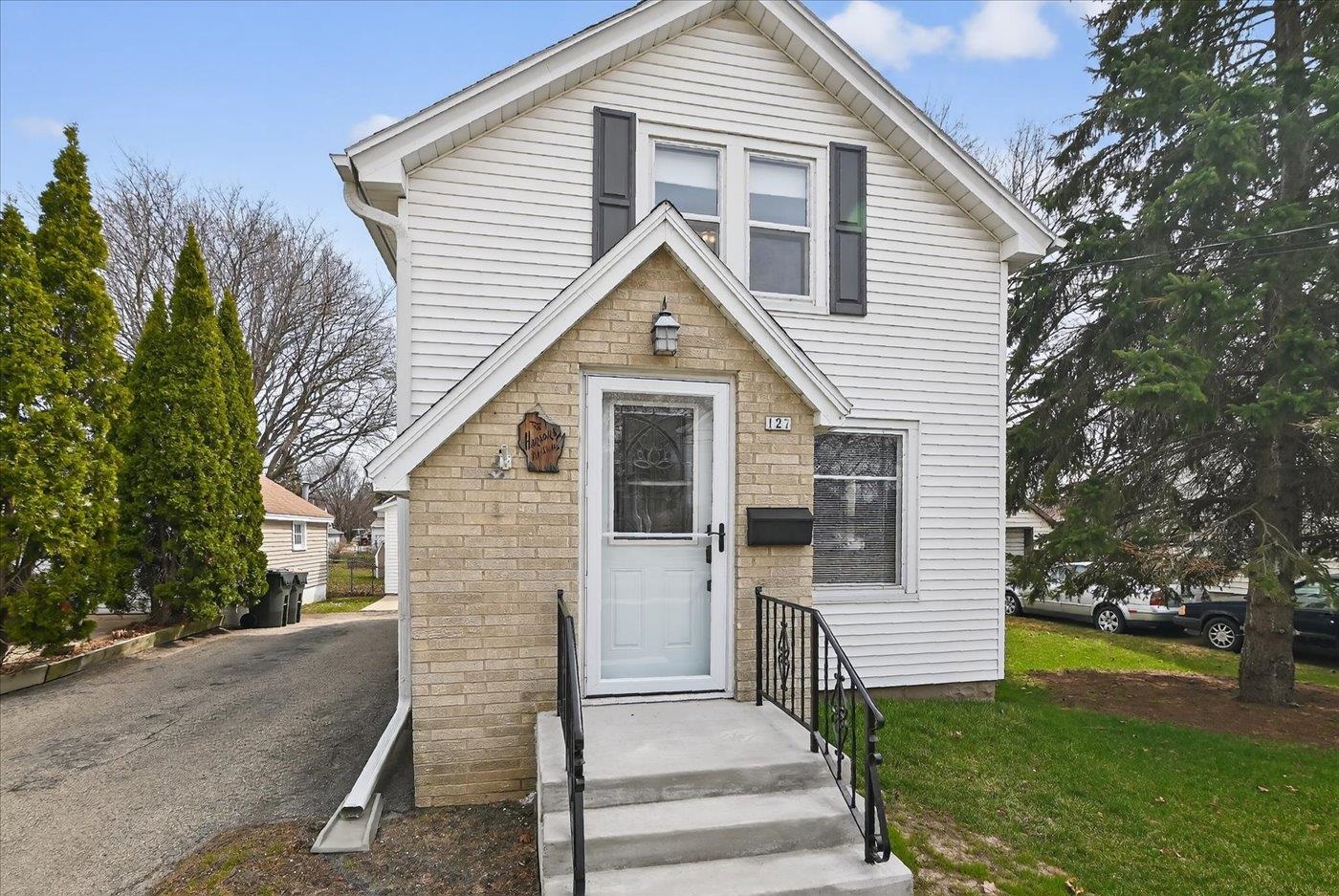 127 Union Street Sun Prairie, WI 53590 - Photo 2 of 52