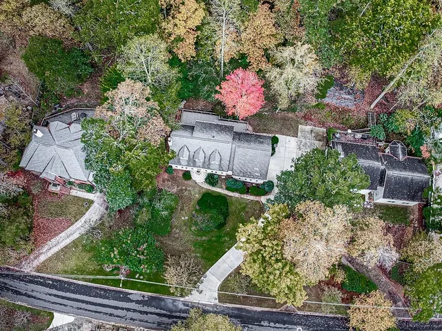 $475,000 | 63 Geraldine Drive Southeast, Smyrna, GA 30082