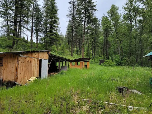 $385,000 | 2510 East San Poil Road, Keller, WA 99140