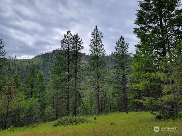 $385,000 | 2510 East San Poil Road, Keller, WA 99140