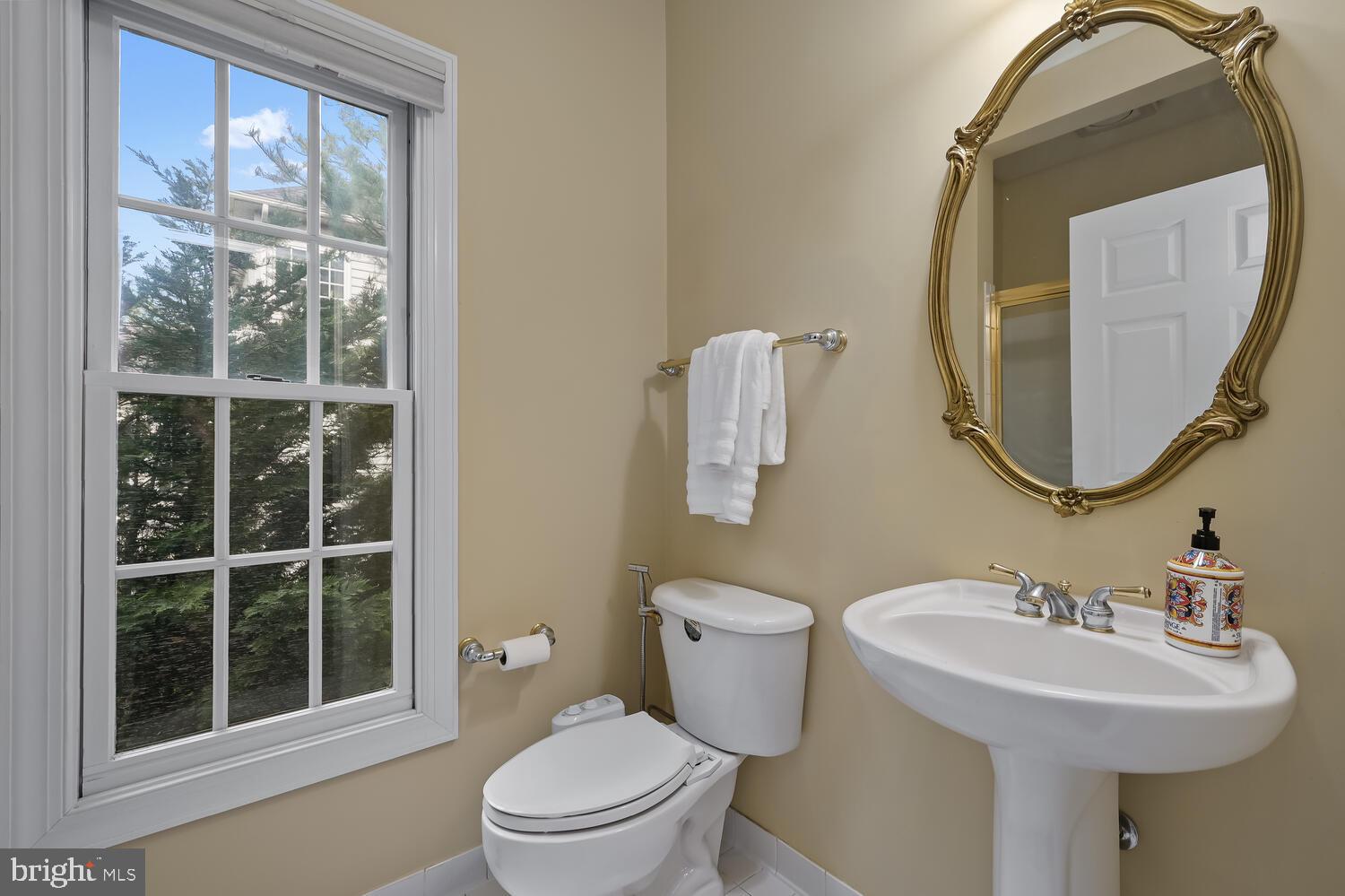 11005 Hunters View Road Ellicott City, MD 21042 - Photo 27 of 71 Full Bath