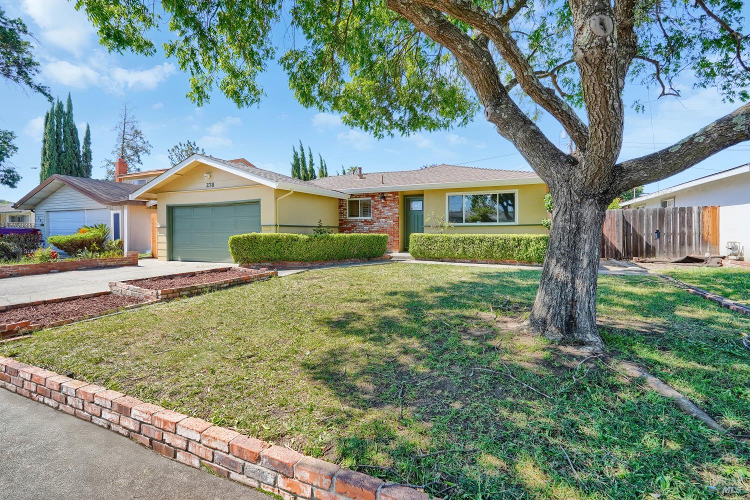 278 Jasmine Street Fairfield, CA 94533 - Photo 3 of 26