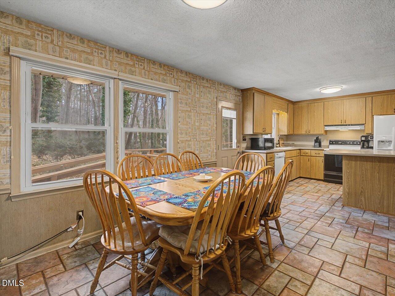 1506 Baker Road Raleigh, NC 27607 - Photo 16 of 77 14-Dining