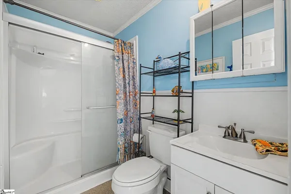 $525,000 | 694 Holloway Cove Road, Chappells, SC 29037