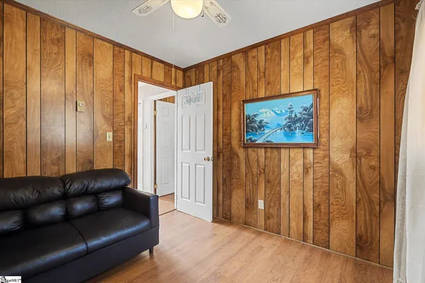 $525,000 | 694 Holloway Cove Road, Chappells, SC 29037