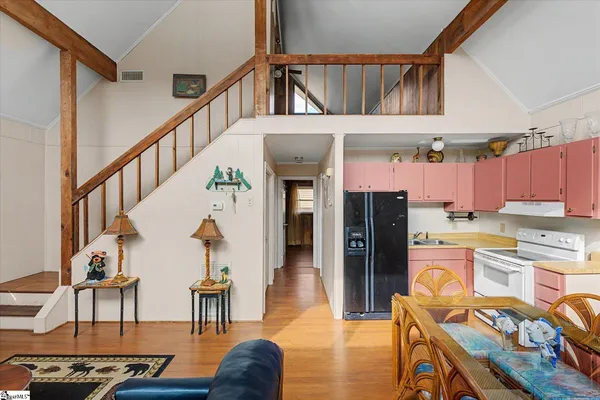 $525,000 | 694 Holloway Cove Road, Chappells, SC 29037