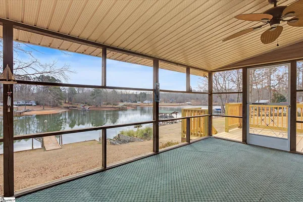 $525,000 | 694 Holloway Cove Road, Chappells, SC 29037