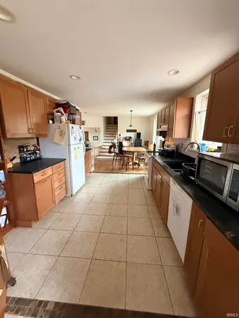 $2,295 | 1310 East Prairie Drive, Bloomington, IN 47408
