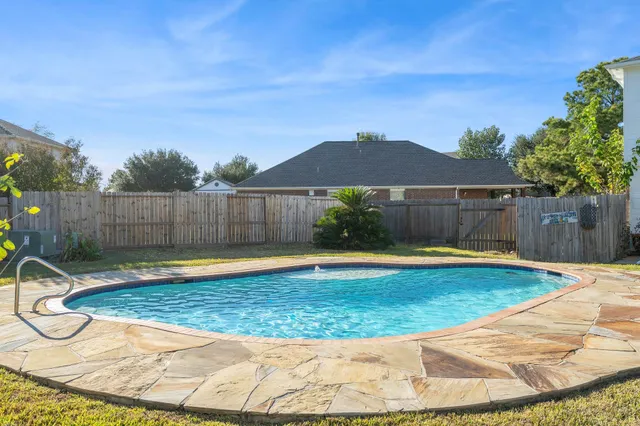 $320,000 | 7806 Holly Berry Court, Cypress, TX 77433